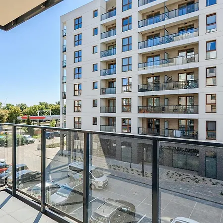 Klimatyzowany Apartament Z 3 Sypialniami I Parkingiem W Gdansku By Rent Like Gdaňsk