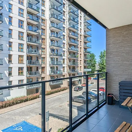 Klimatyzowany Apartament Z 3 Sypialniami I Parkingiem W Gdansku By Rent Like