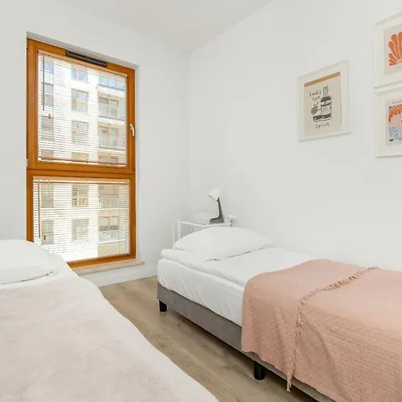 Apartment Klimatyzowany Apartament Z 3 Sypialniami I Parkingiem W Gdansku By Rent Like *