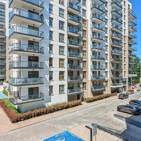 Apartment Klimatyzowany Apartament Z 3 Sypialniami I Parkingiem W Gdansku By Rent Like