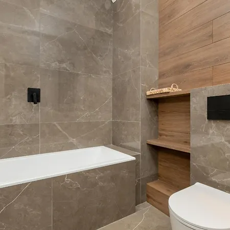Apartment Klimatyzowany Apartament Z 3 Sypialniami I Parkingiem W Gdansku By Rent Like Danzig