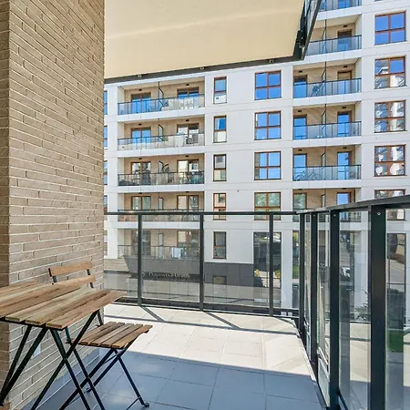 Klimatyzowany Apartament Z 3 Sypialniami I Parkingiem W Gdansku By Rent Like Danzig
