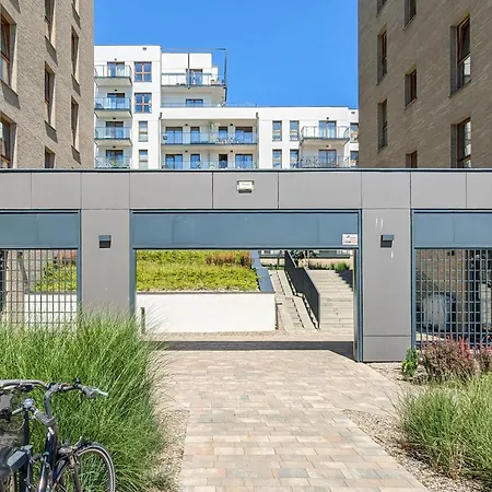Klimatyzowany Apartament Z 3 Sypialniami I Parkingiem W Gdansku By Rent Like Apartment Danzig