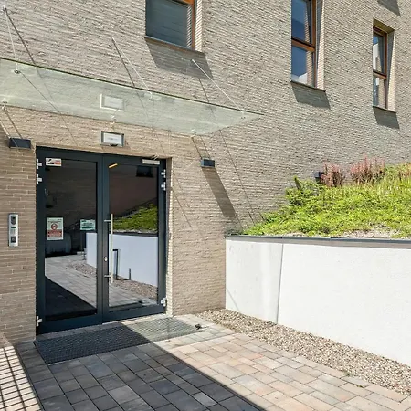 Klimatyzowany Apartament Z 3 Sypialniami I Parkingiem W Gdansku By Rent Like Apartment *